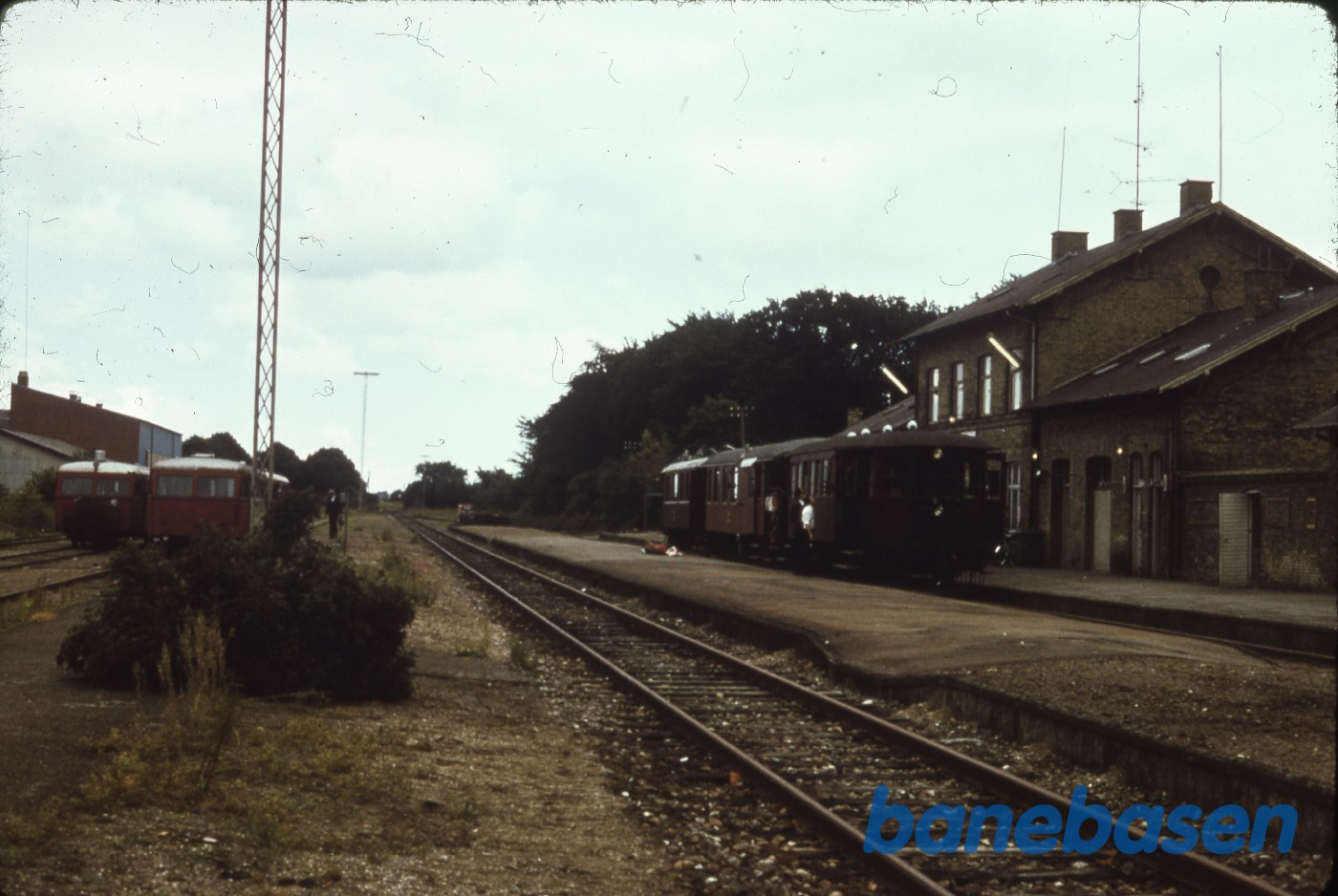 Dalmose station med triangeltog Dalmose station med triangeltog