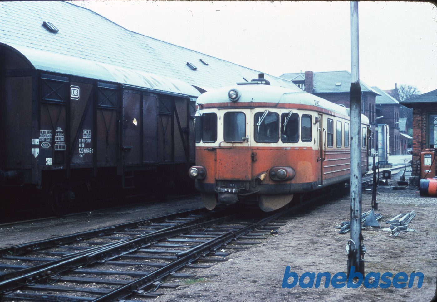 Odder station. Ybm 25 Odder station. Ybm 25