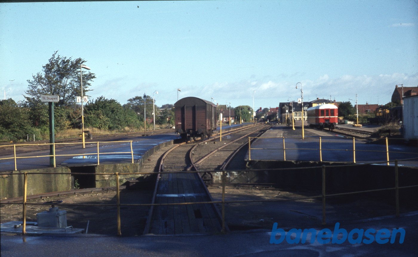 Frederikshavn station. Perronerne for Skagensbanen Frederikshavn station. Perronerne for Skagensbanen