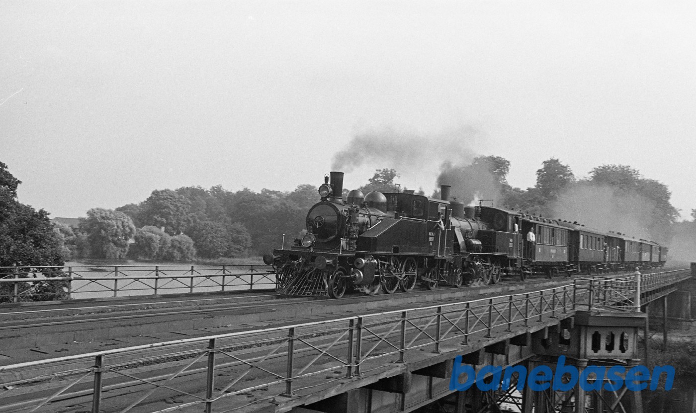 Forspandskørsel på Strandmøllebroen Forspandskørsel på Strandmøllebroen