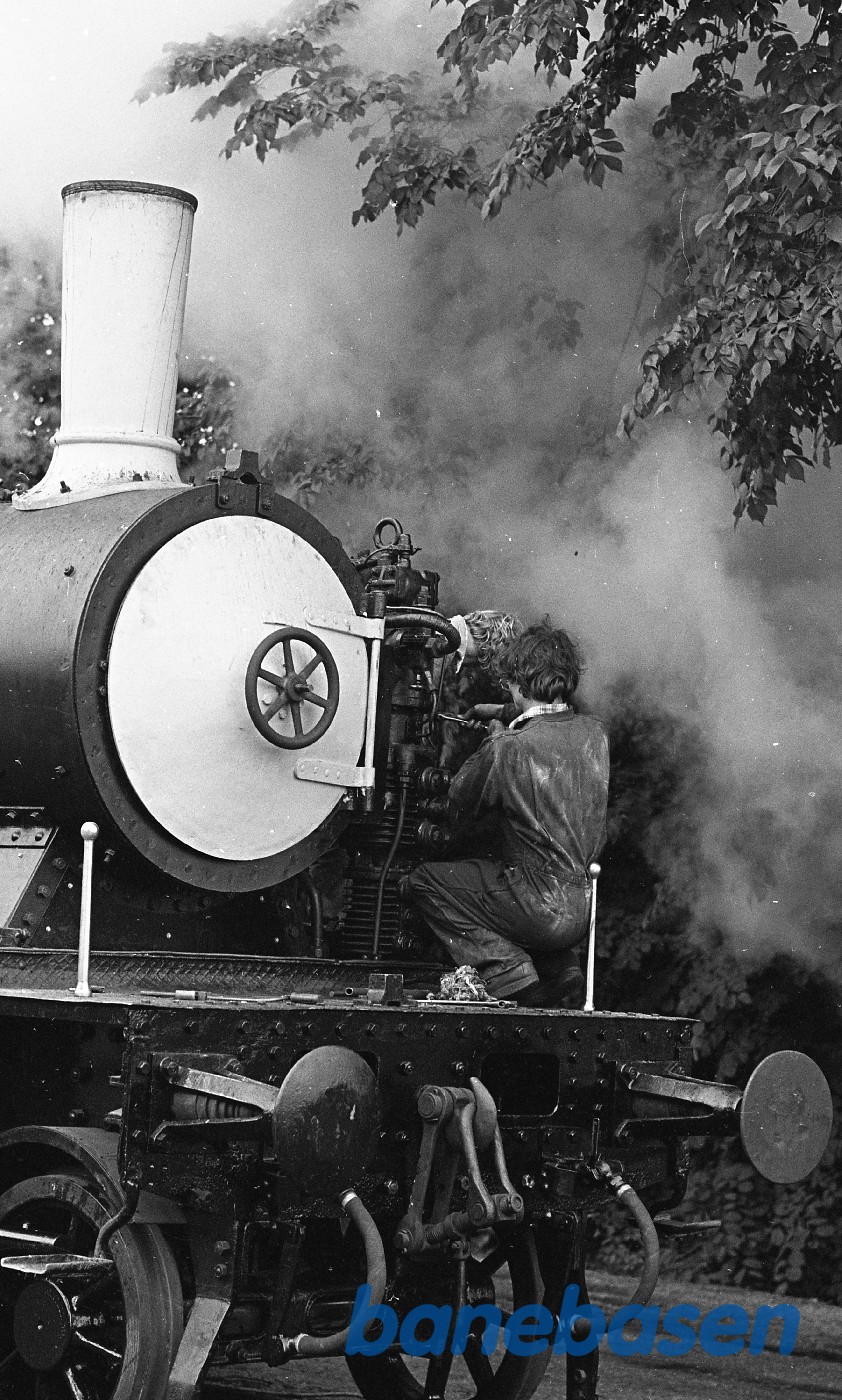 Prøvekørsel med OKMJ 14 i natsporet Prøvekørsel med OKMJ 14 i natsporet