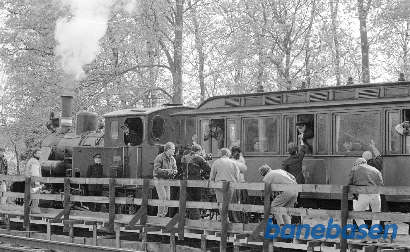 Filmoptagelser til Min fynske Barndom, om komponinten Carl Nielsen, optaget på læssevejen Filmoptagelser til Min fynske Barndom, om komponinten Carl Nielsen, optaget på læssevejen