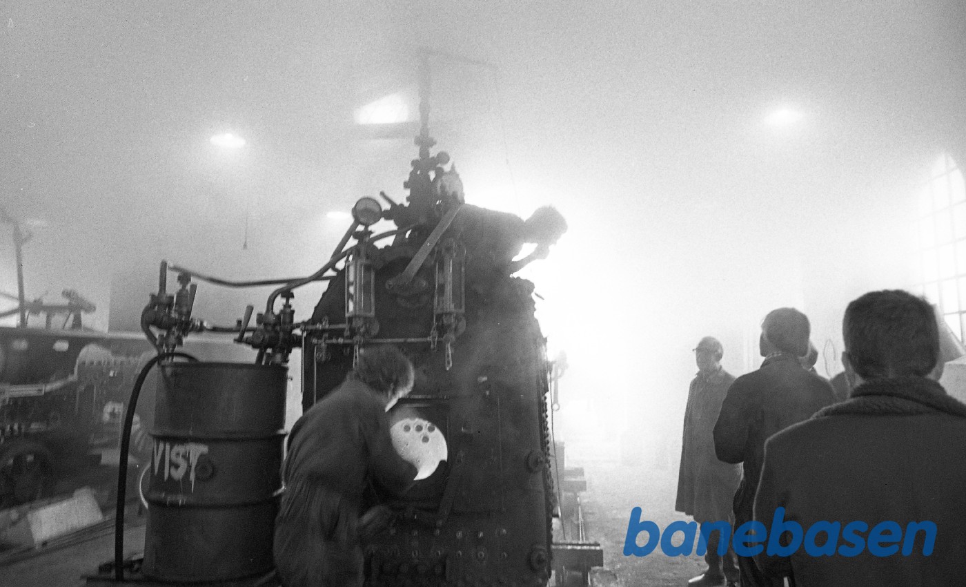 Første opfyring af kedlen til OKMJ 14 Første opfyring af kedlen til OKMJ 14