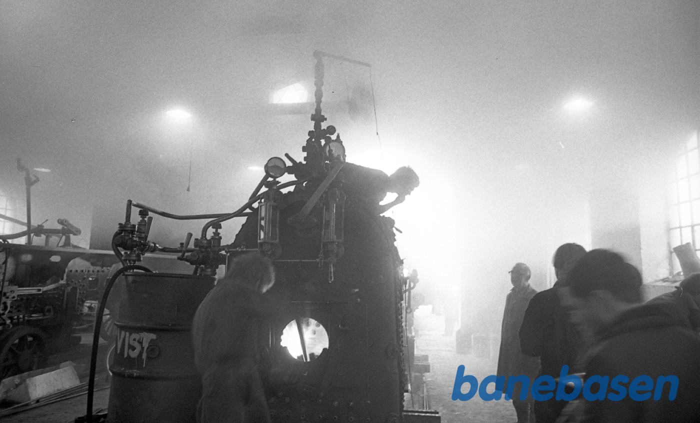 Første opfyring af kedlen til OKMJ 14 Første opfyring af kedlen til OKMJ 14