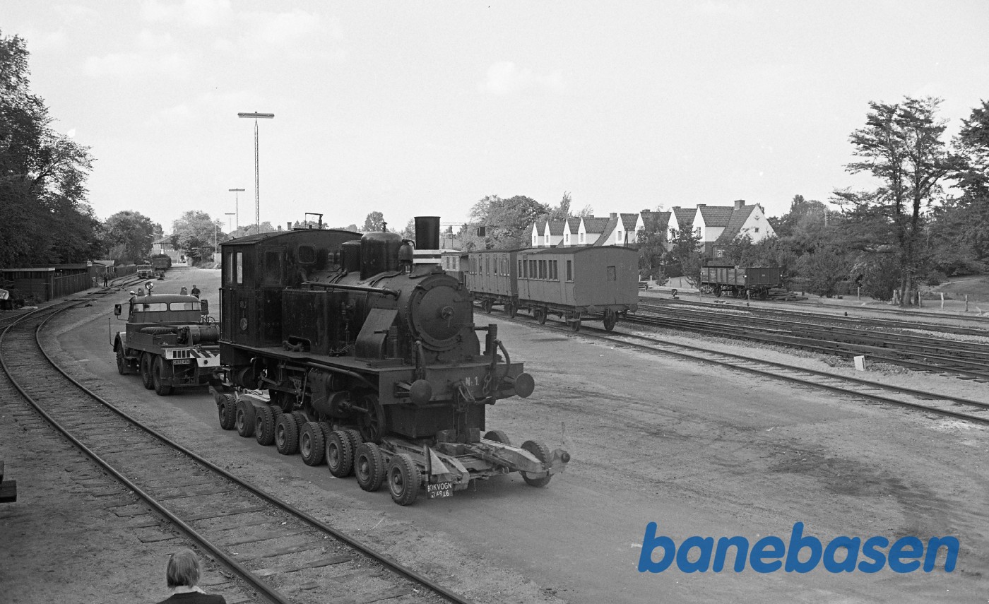 SVJ 1 flyttes op på vognbjørn SVJ 1 flyttes op på vognbjørn