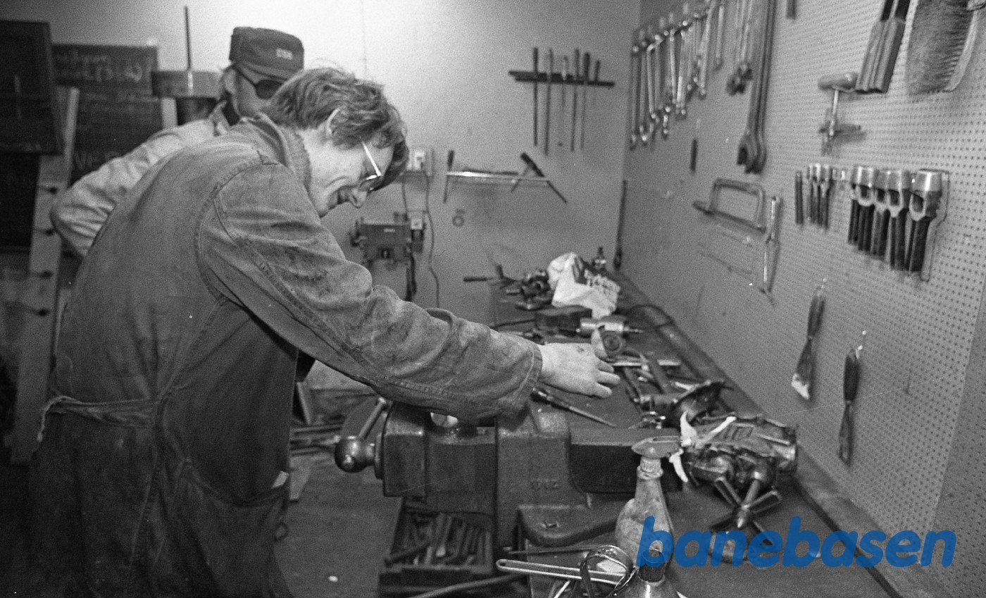 Kedelarbejde på OKMJ 14 i remisen Kedelarbejde på OKMJ 14 i remisen