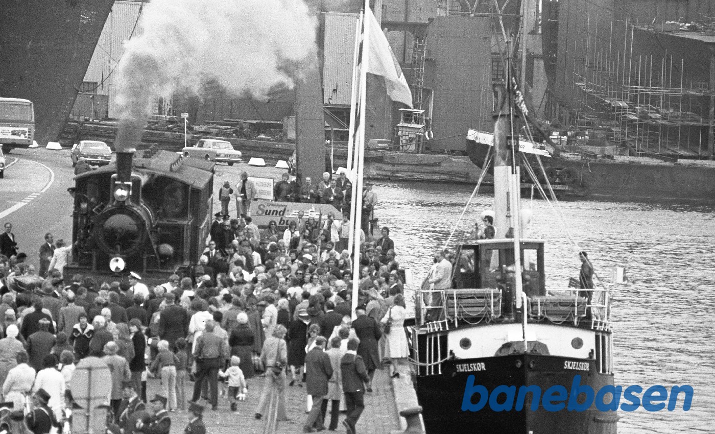 Skælskør og ØSJS 7 på havnen i Helsingør Skælskør og ØSJS 7 på havnen i Helsingør