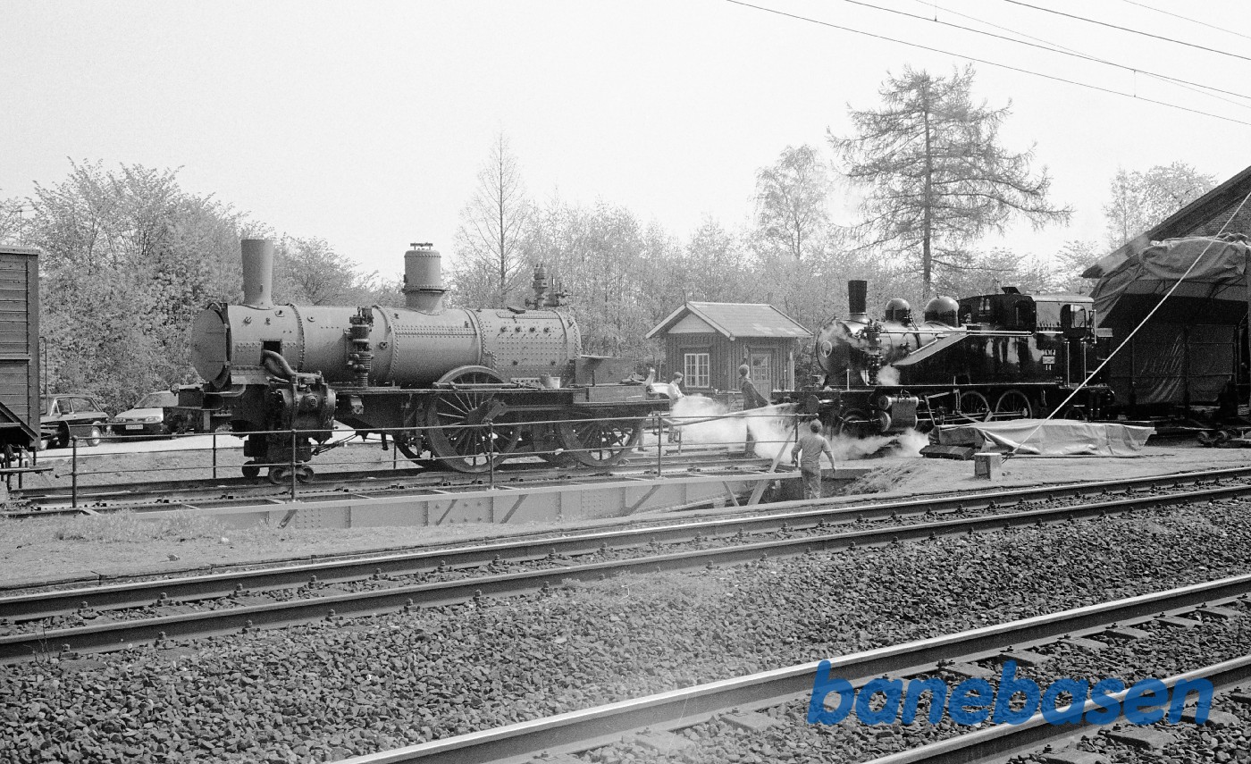 7, 14 og K582 adskilt i Rungsted 7, 14 og K582 adskilt i Rungsted