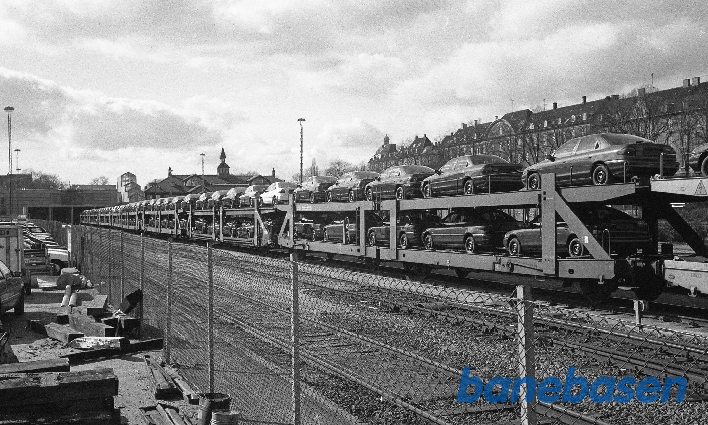 Transportvogne med biler Transportvogne med biler