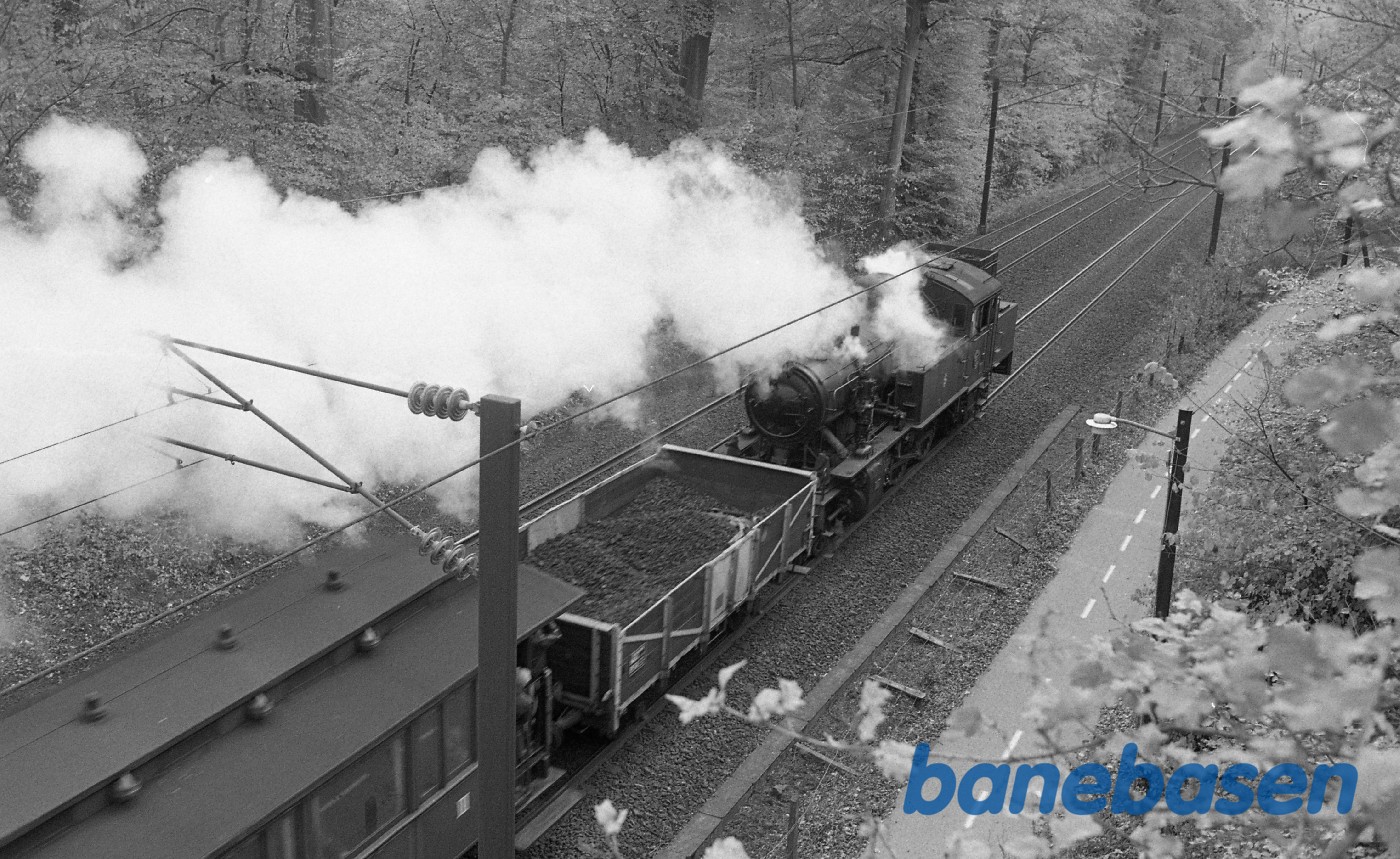 Tog med 1307 på Kystbanen Tog med 1307 på Kystbanen