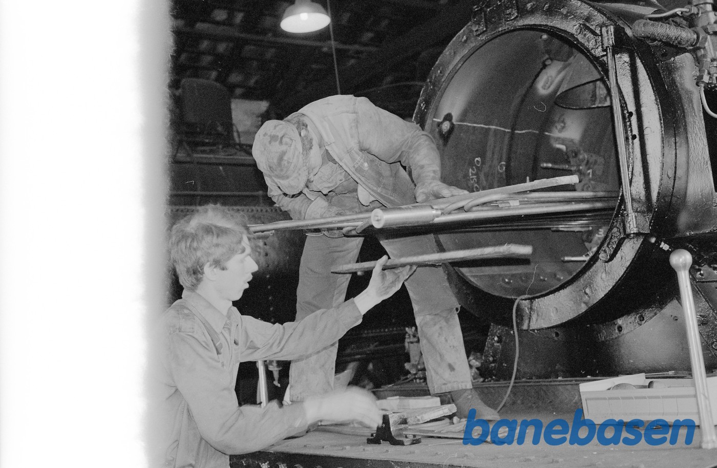 Kedelarbejde på OKMJ 14 i remisen Kedelarbejde på OKMJ 14 i remisen