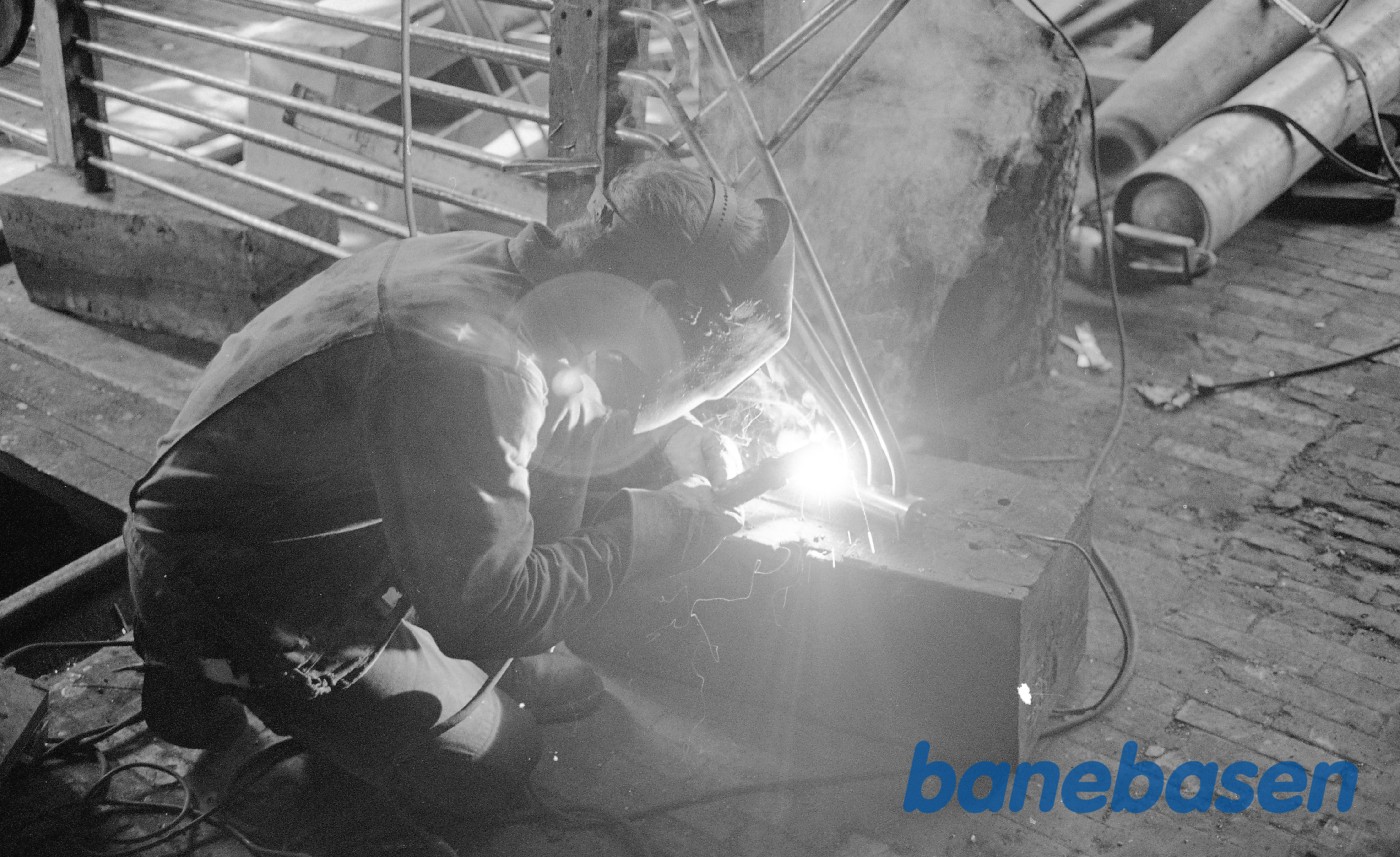 Kedelarbejde på OKMJ 14 i remisen Kedelarbejde på OKMJ 14 i remisen