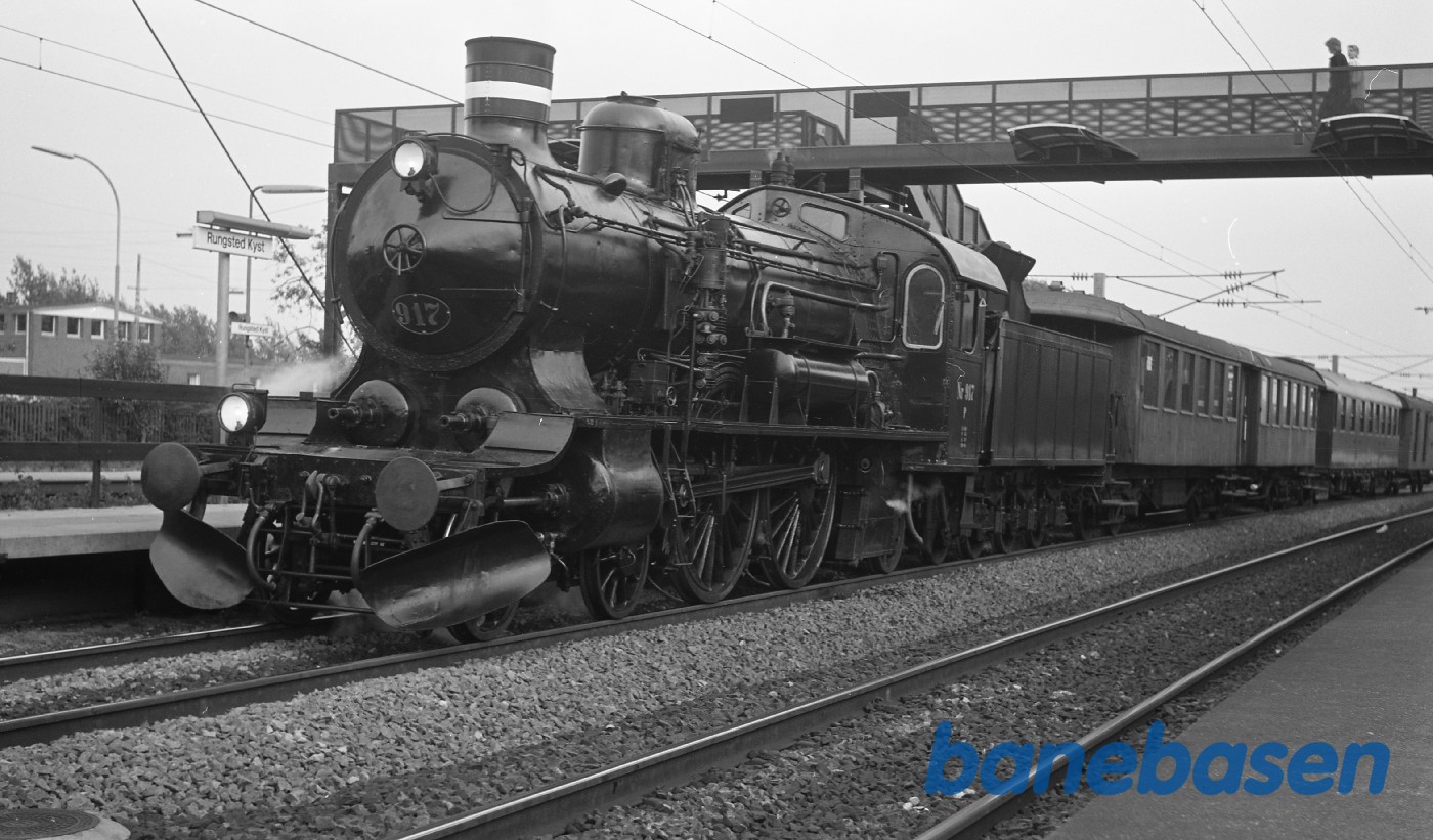 Tog på Rungsted station Tog på Rungsted station