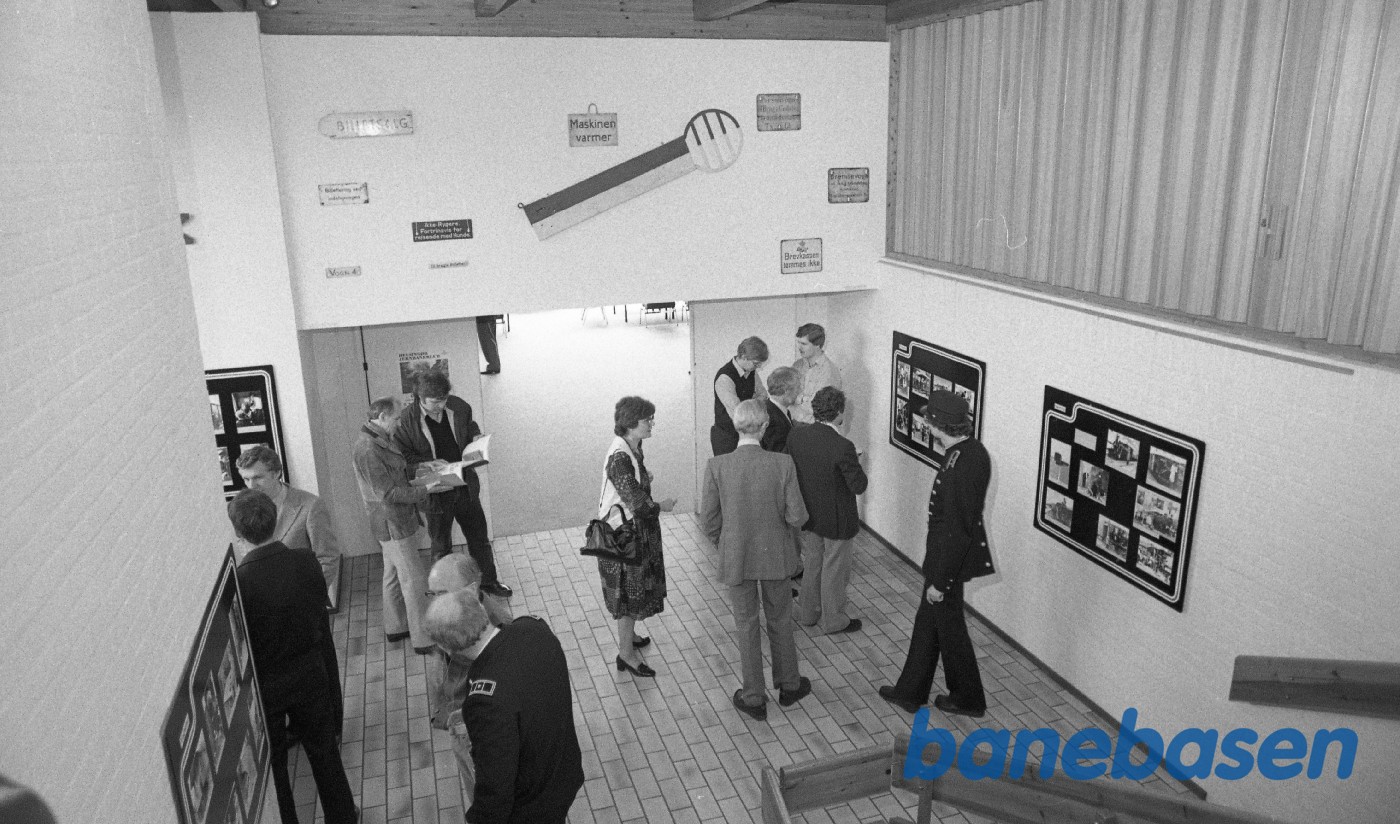 Lene Friis eksaminsprojekt: HgJK 25 år jubilæumsudstilling Lene Friis eksaminsprojekt: HgJK 25 år jubilæumsudstilling