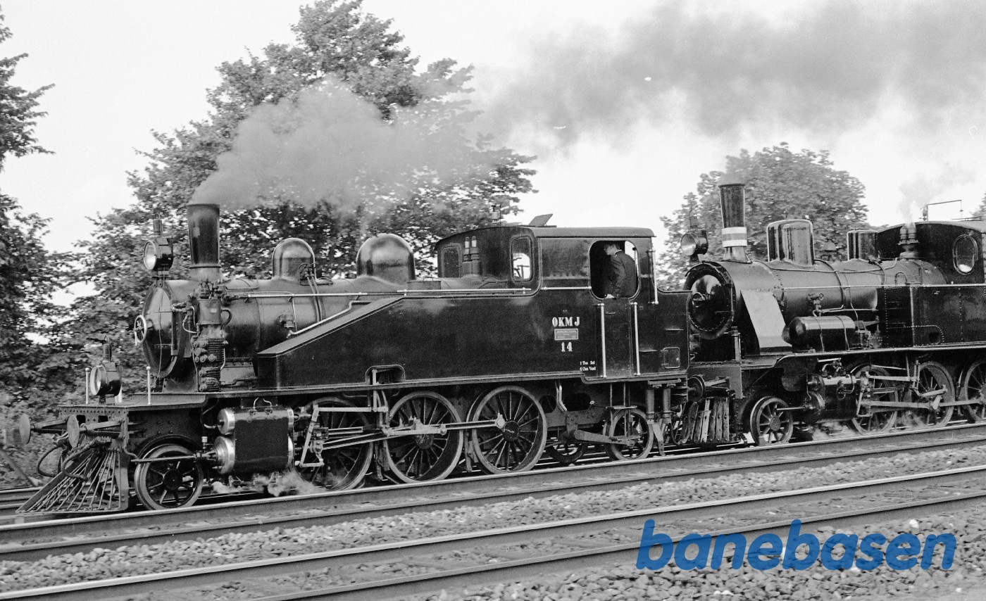 Forspandskørsel OKMJ 14 og ØSJS 7 med tog Forspandskørsel OKMJ 14 og ØSJS 7 med tog