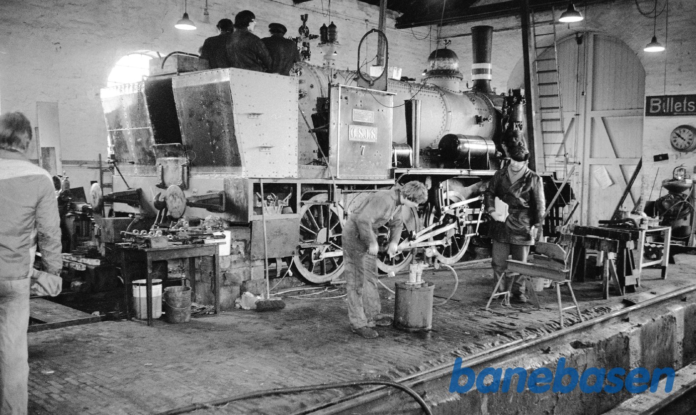 Reparation af ØSJS i remisen Reparation af ØSJS i remisen