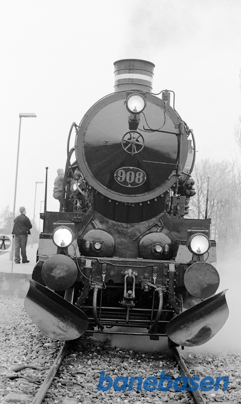 Græsted Veterantræf 2002, besøg af PR-maskinen Græsted Veterantræf 2002, besøg af PR-maskinen