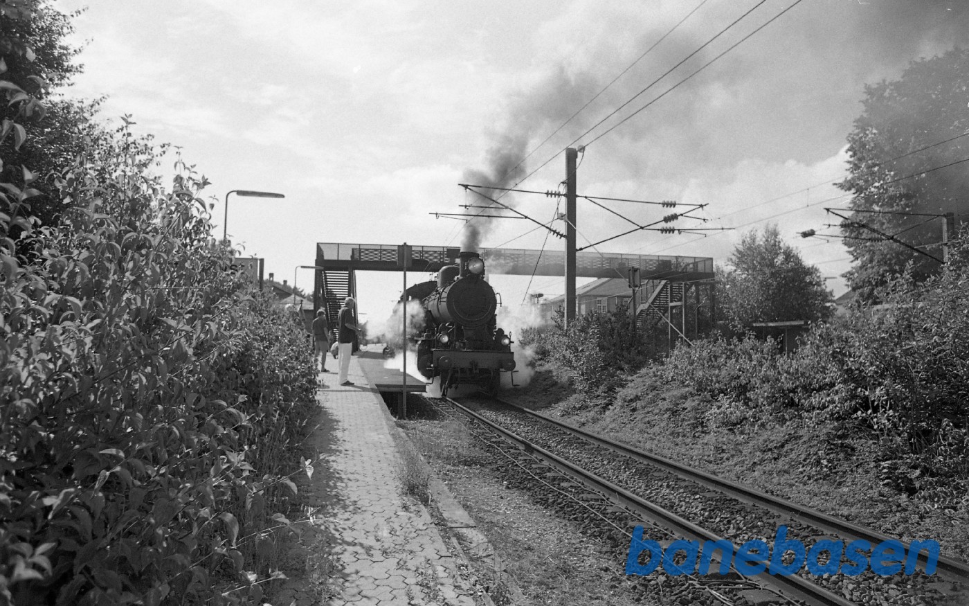 Tog med 1307 i Rungsted Tog med 1307 i Rungsted