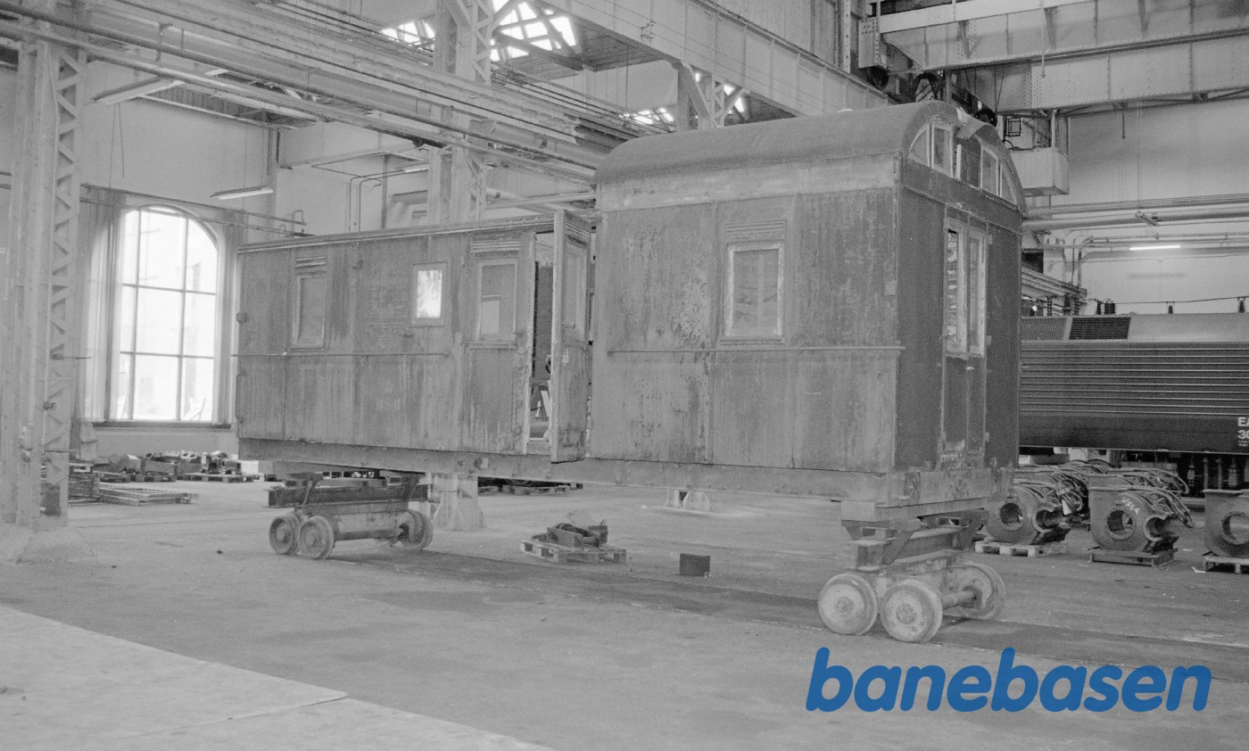 S 1307, nye hjulringe i lokomotivværkstedet på Cvk S 1307, nye hjulringe i lokomotivværkstedet på Cvk