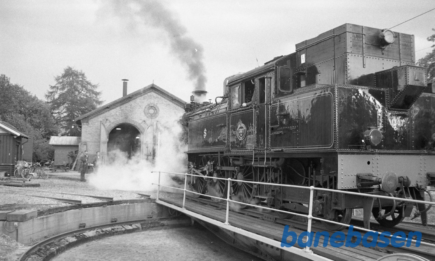 S 1307 i Rungsted remise klar til at køre S 1307 i Rungsted remise klar til at køre