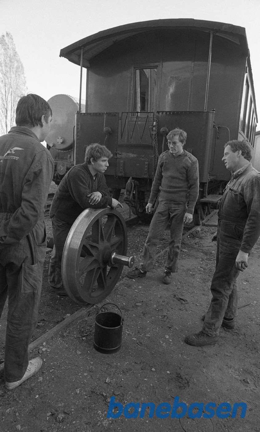 OKMJ 14 repareres i Græsted OKMJ 14 repareres i Græsted