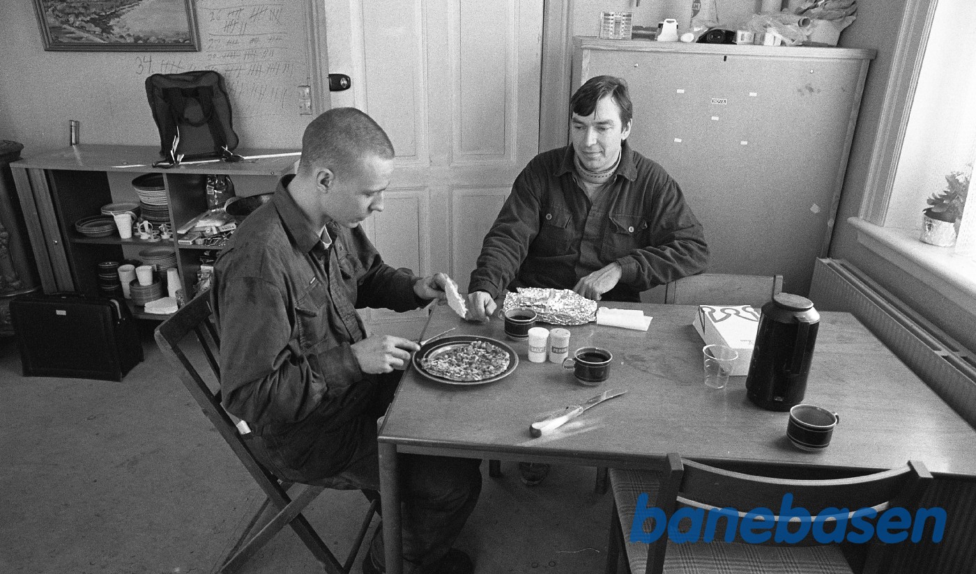 Folkestuen i Græsted, i stuen ud mod forpladsen Folkestuen i Græsted, i stuen ud mod forpladsen