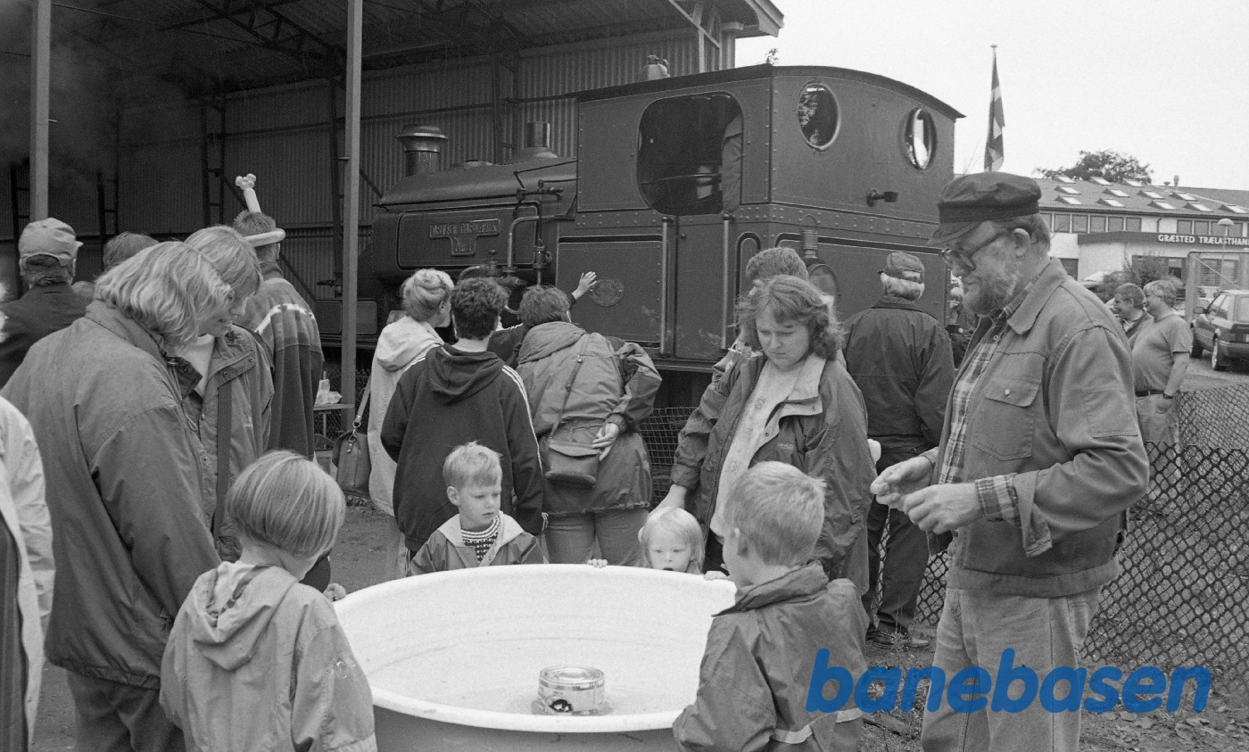 Veterantog for børn i Græsted, det første år Veterantog for børn i Græsted, det første år