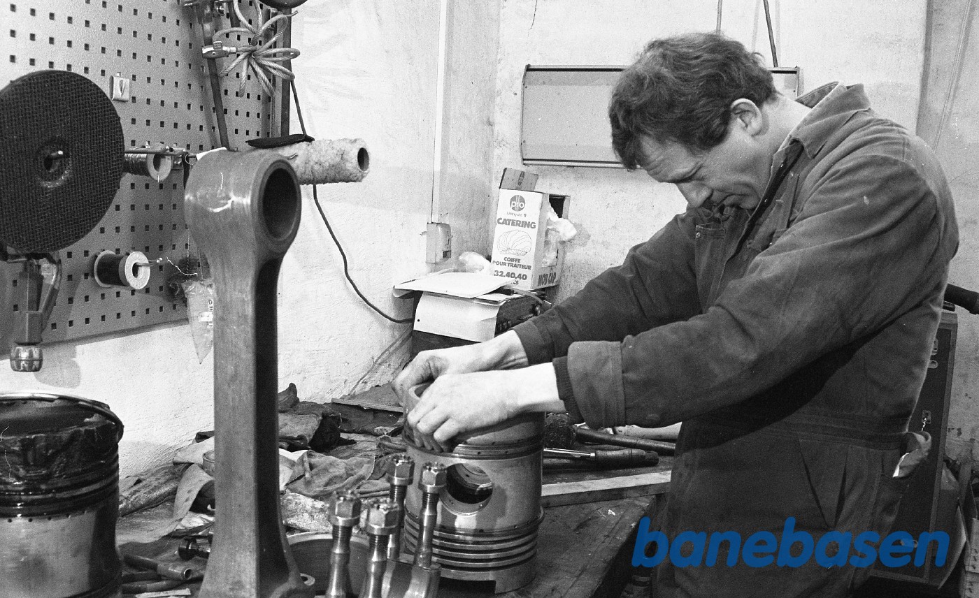 Motor reparation af M8 i Rungsted Motor reparation af M8 i Rungsted