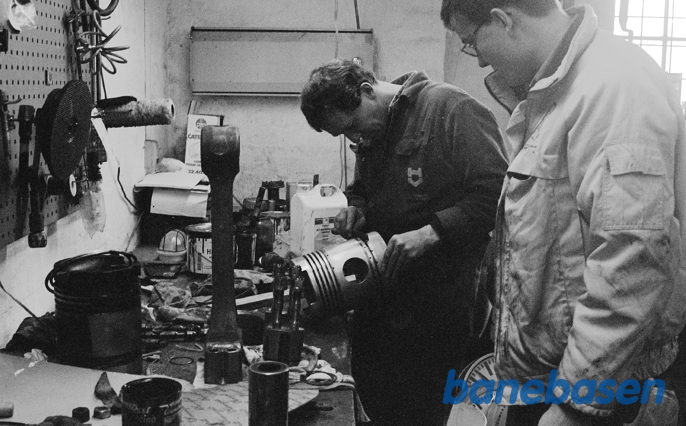 Motor reparation af M8 i Rungsted Motor reparation af M8 i Rungsted