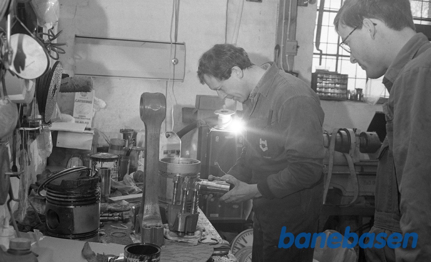 Motor reparation af M8 i Rungsted Motor reparation af M8 i Rungsted