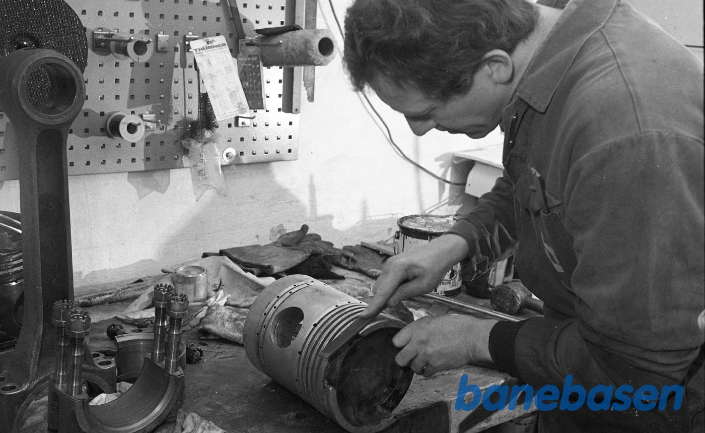 Motor reparation af M8 i Rungsted Motor reparation af M8 i Rungsted