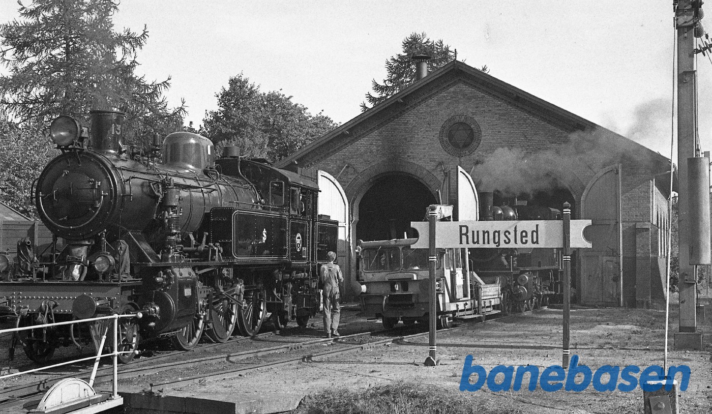 S 1307 og trolje i Rungsted remise S 1307 og trolje i Rungsted remise