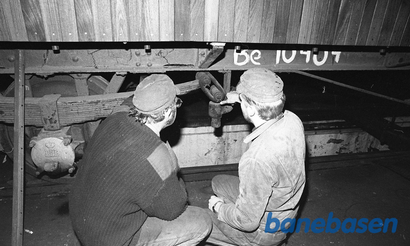 Værkstedsarbejde på Nøl Værkstedsarbejde på Nøl