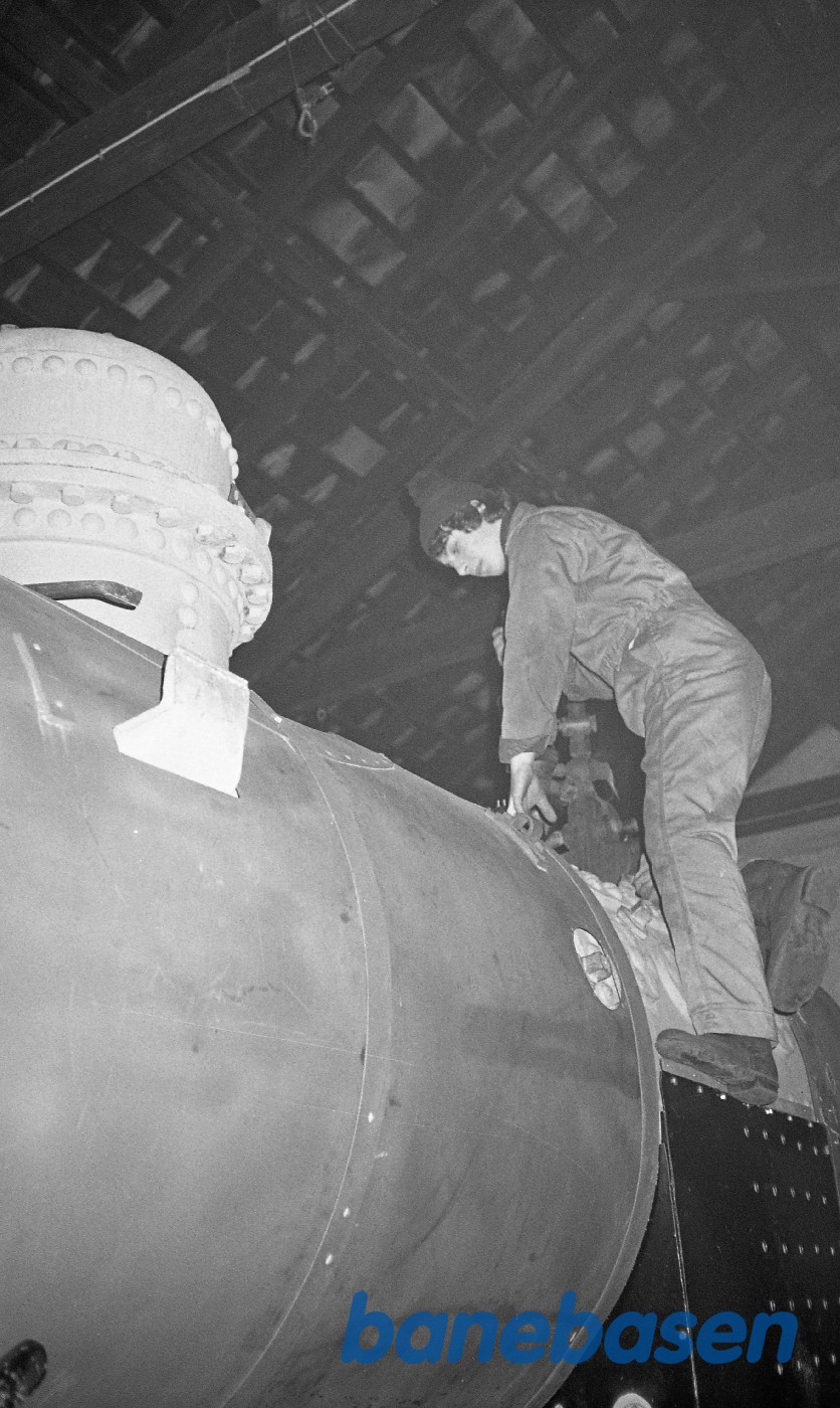 Der arbejdes på OKMJ 14 i remisen Der arbejdes på OKMJ 14 i remisen