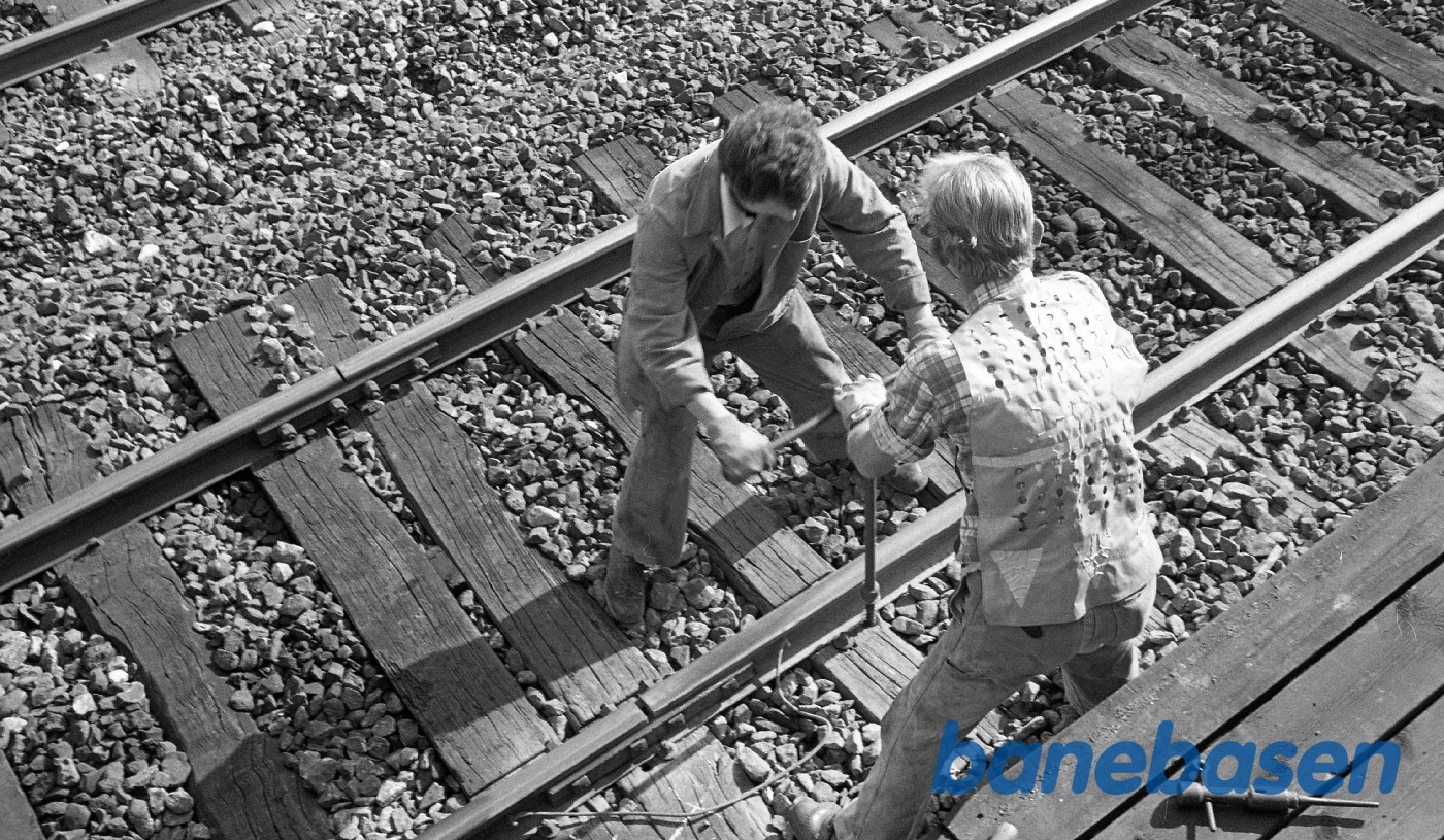 Tre mand fra Produktion laver sporarbejde i Rungsted Tre mand fra Produktion laver sporarbejde i Rungsted