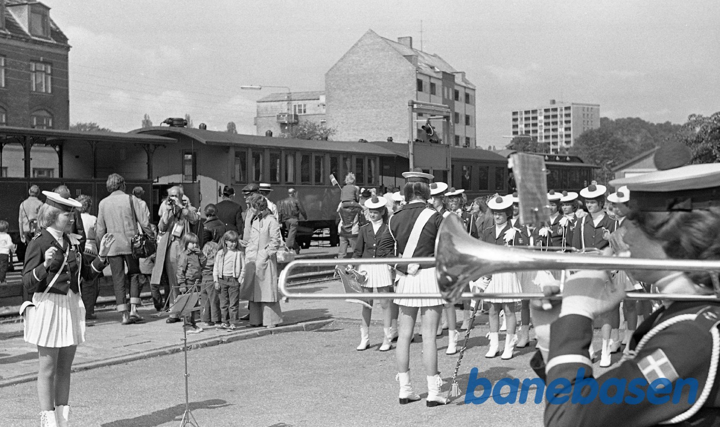 Sæsonstart på HHGB med pigegarden og de glade 90 Sæsonstart på HHGB med pigegarden og de glade 90