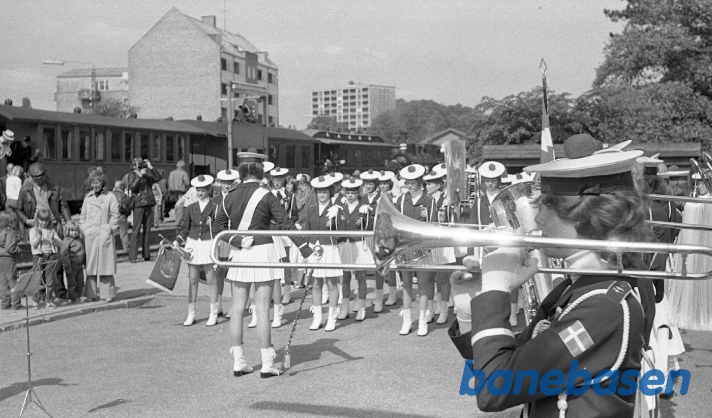 Sæsonstart på HHGB med pigegarden og de glade 90 Sæsonstart på HHGB med pigegarden og de glade 90