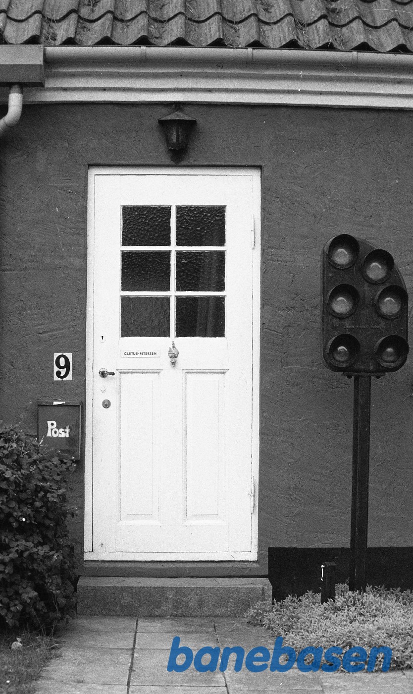 Indgangsdør med PU-signal hos Erik Cletus Petersen i Espergærde Indgangsdør med PU-signal hos Erik Cletus Petersen i Espergærde