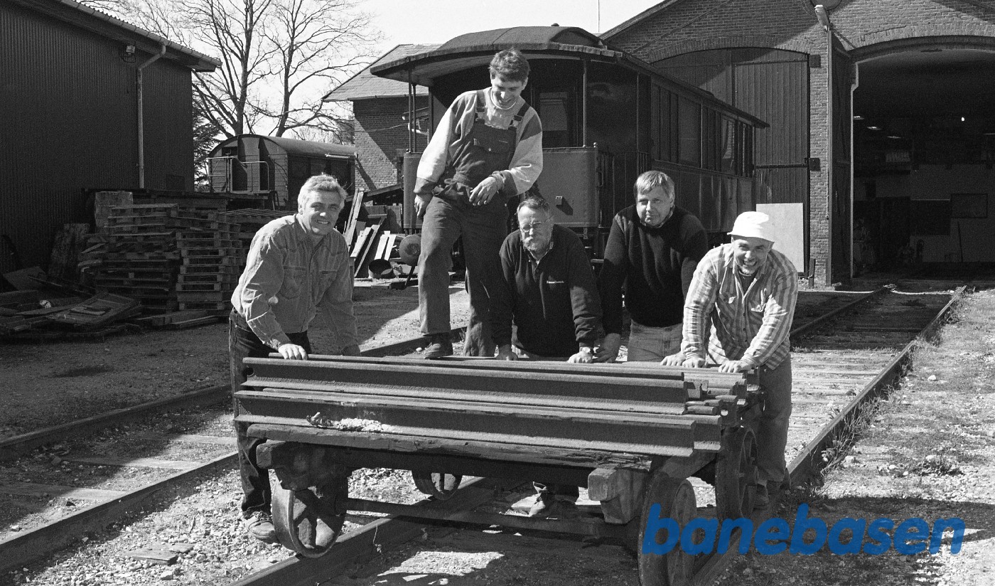 Søren Lindkilde med arbejdsholdet i Græsted Søren Lindkilde med arbejdsholdet i Græsted