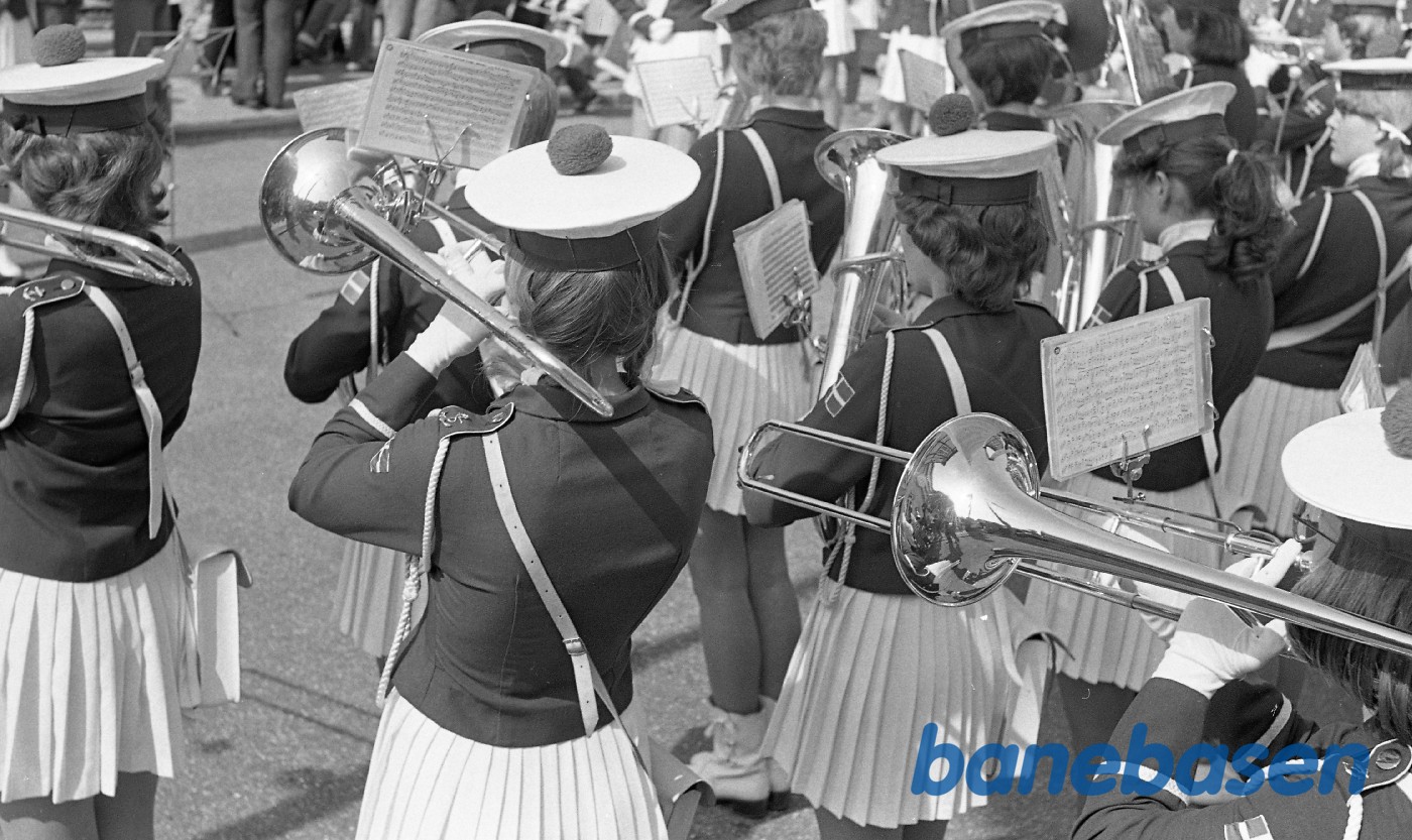 Sæsonstart på HHGB med pigegarden og de glade 90 Sæsonstart på HHGB med pigegarden og de glade 90