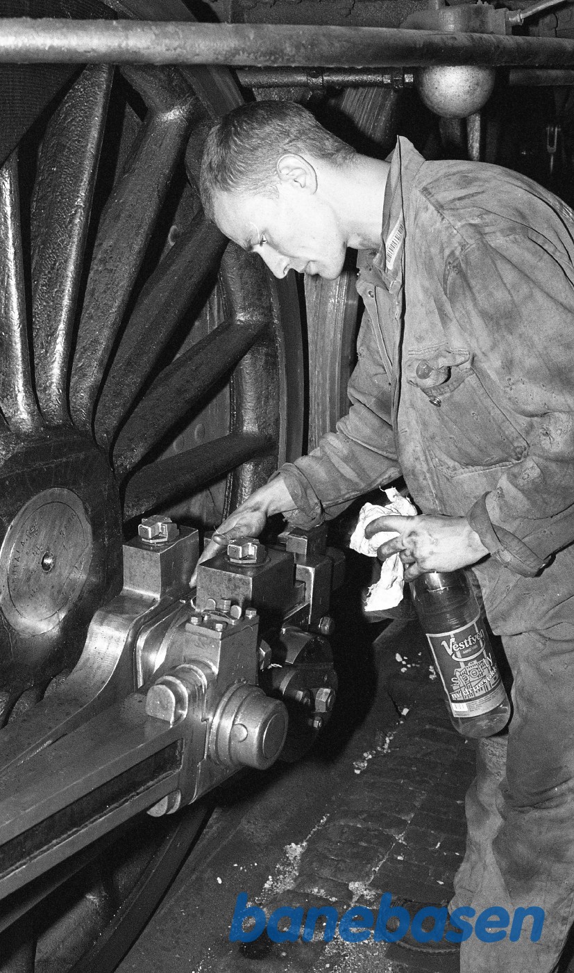 Værkstedsarbejde i Rungsted Værkstedsarbejde i Rungsted