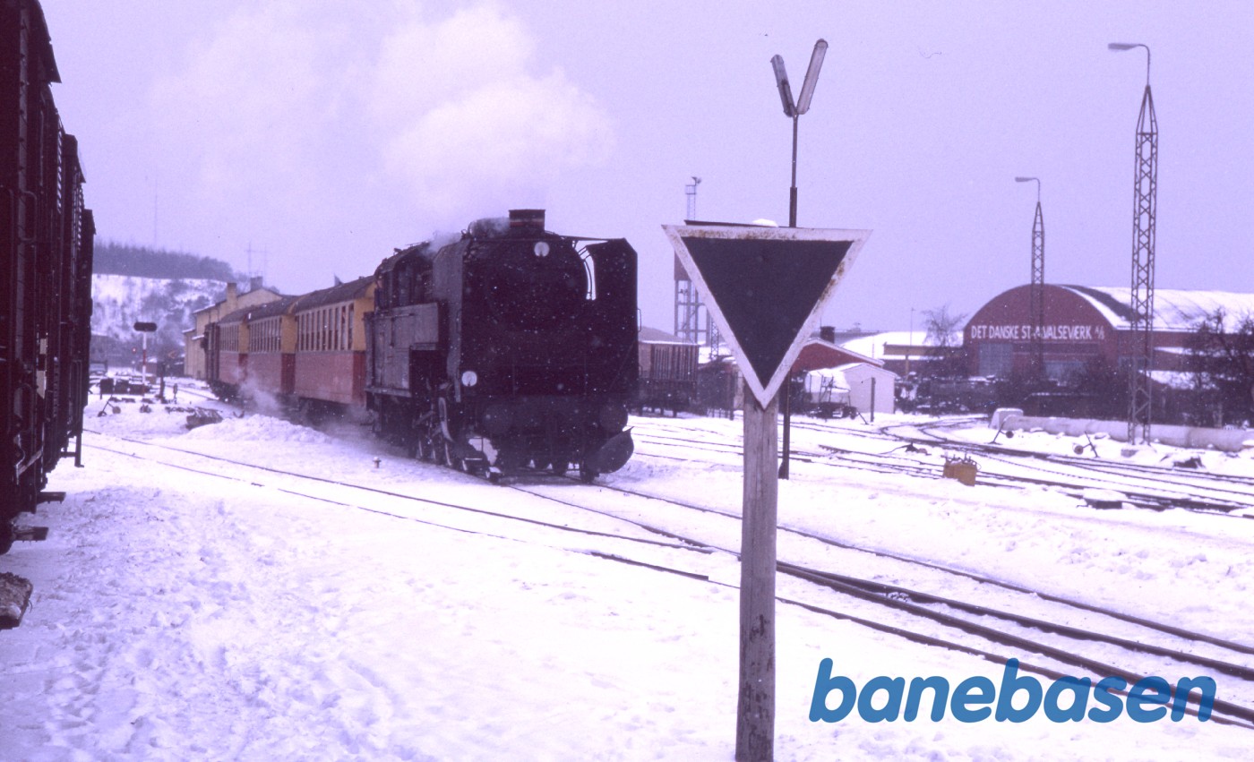 Særtog med DSB S 740 på HFHJ - vinter og sne Særtog med DSB S 740 på HFHJ - vinter og sne