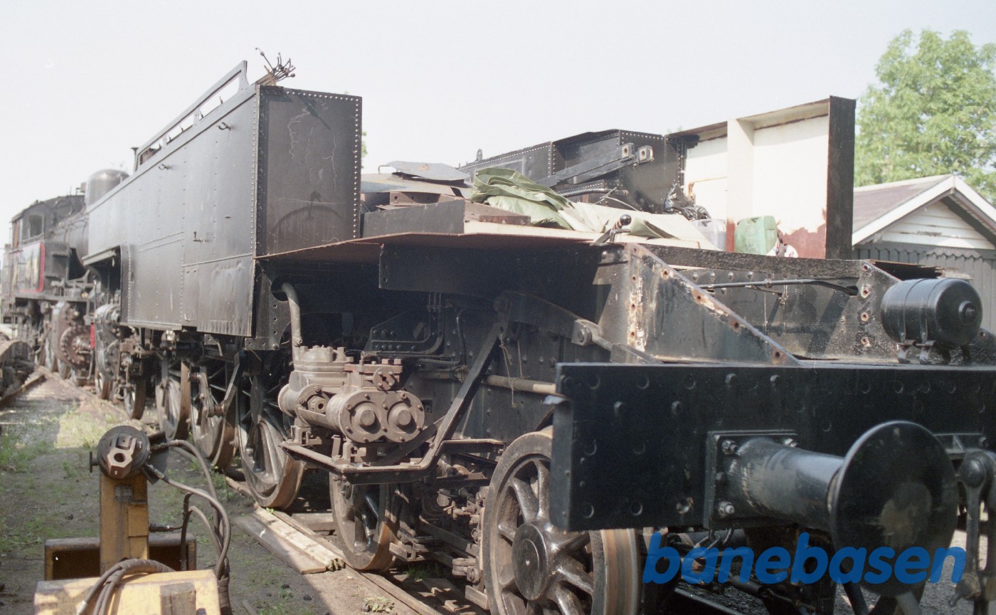 DSB S 740 undervogn i Rungsted remise DSB S 740 undervogn i Rungsted remise