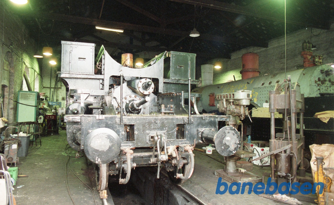 DSB S 740 undervogn i Rungsted remise DSB S 740 undervogn i Rungsted remise