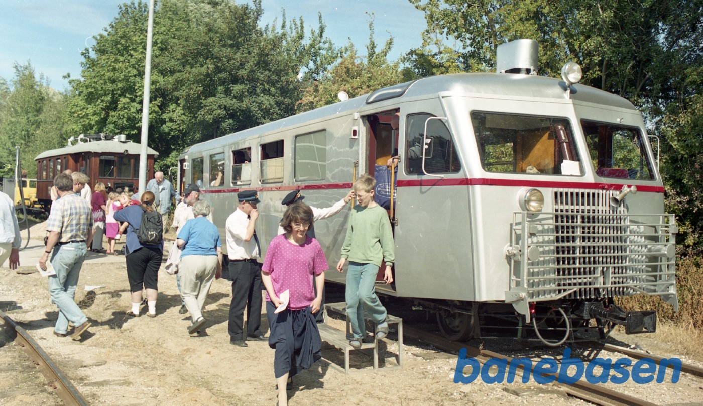 LNJ 100 år, Sm 13 nede ved værkstedet på Firskovvej hvortil den kørte pendultrafik LNJ 100 år, Sm 13 nede ved værkstedet på Firskovvej hvortil den kørte pendultrafik