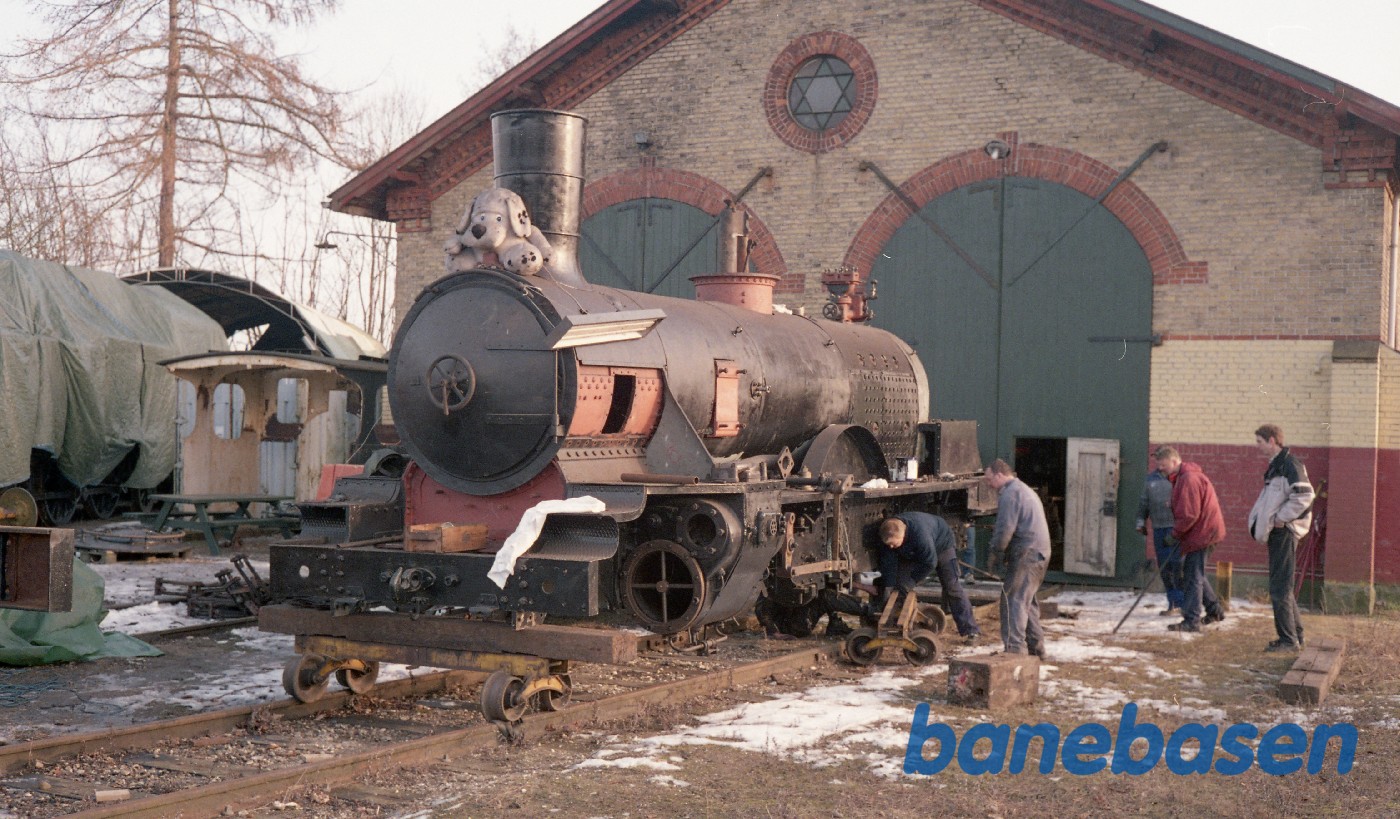 Maskinen K582 uden hjul og kedel i Rungsted Maskinen K582 uden hjul og kedel i Rungsted