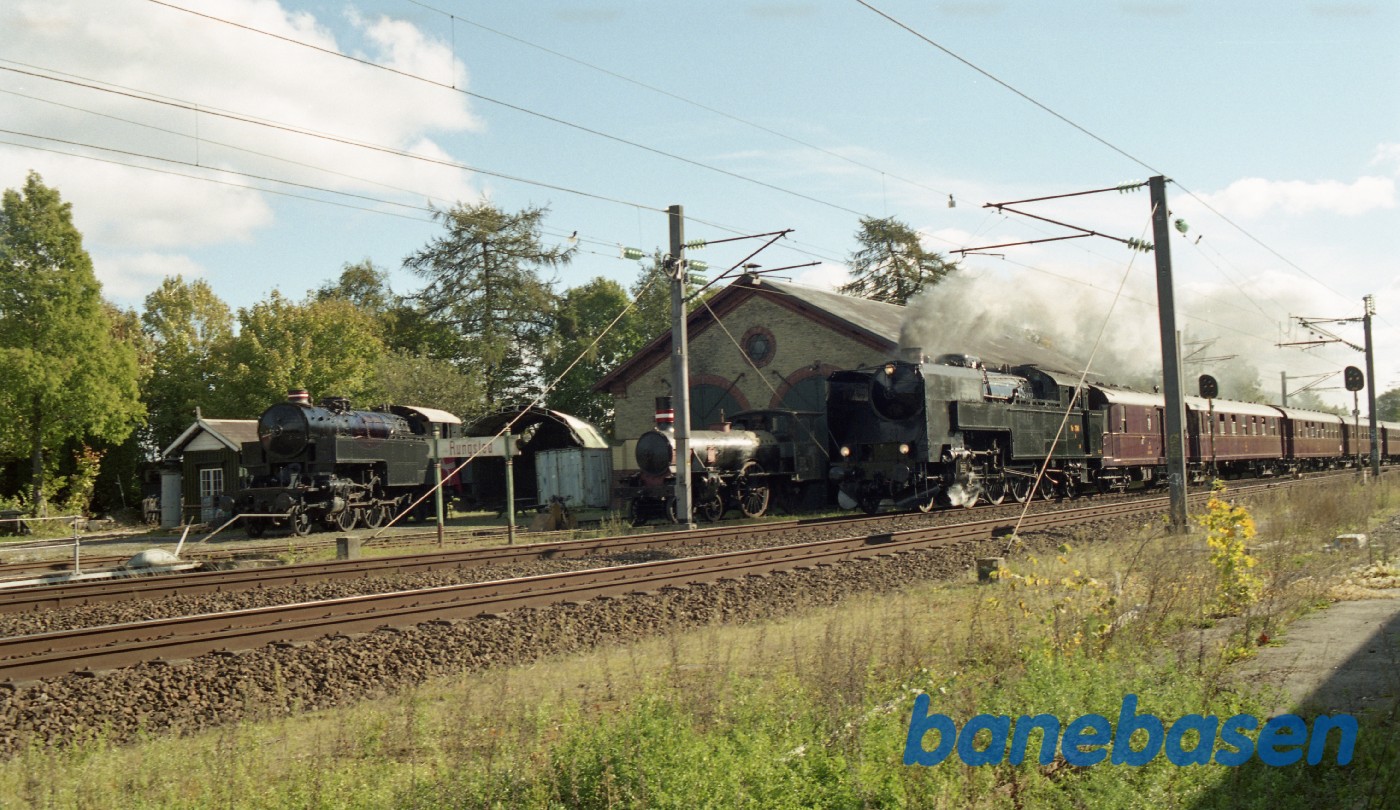 DJM med S 736 tog på Kystbanen DJM med S 736 tog på Kystbanen