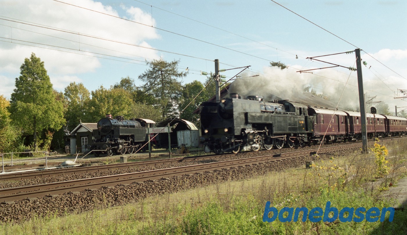 DJM med S 736 tog på Kystbanen DJM med S 736 tog på Kystbanen