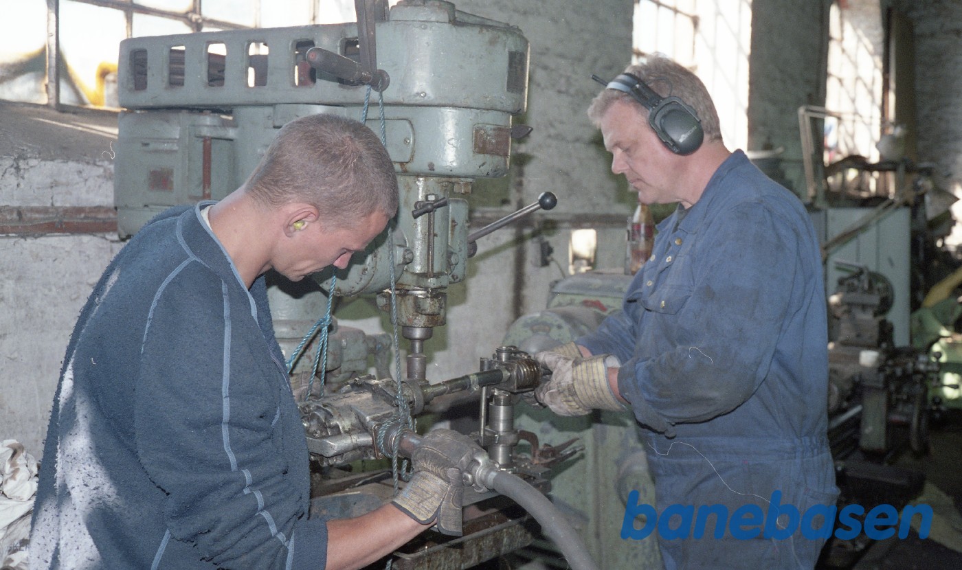 DSB K582 restaureres i Remisen DSB K582 restaureres i Remisen