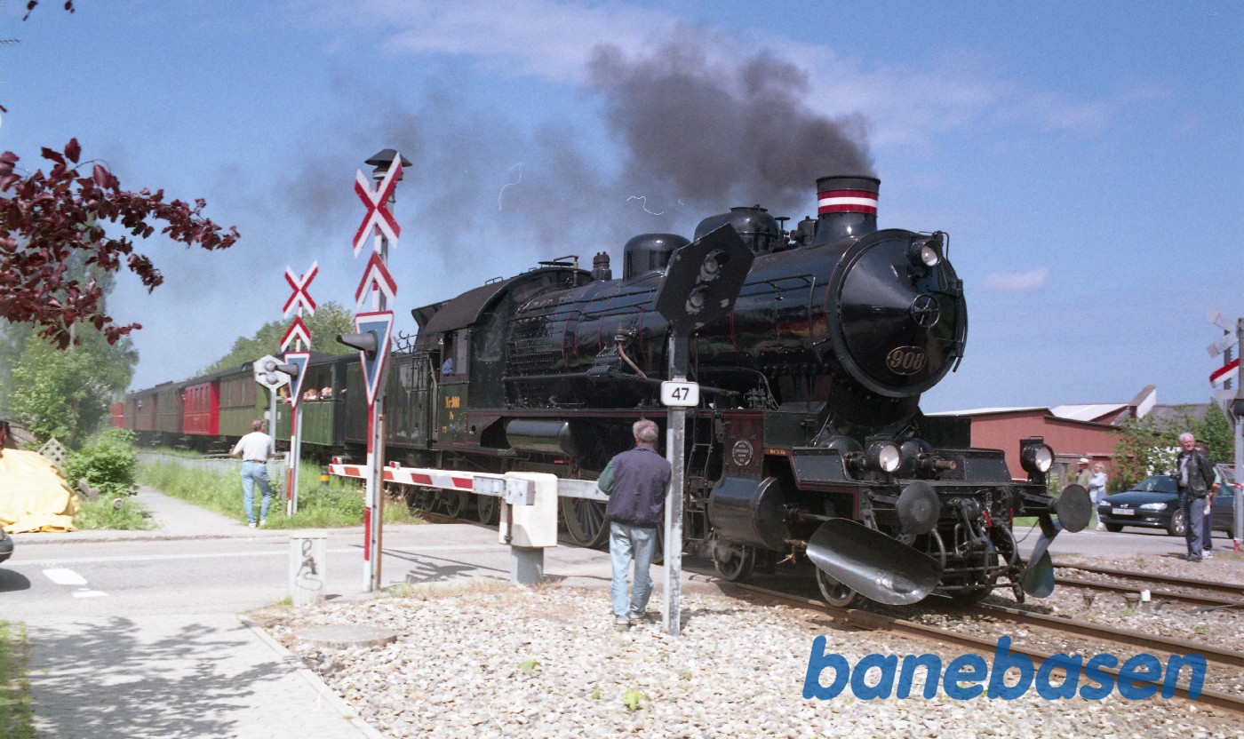 Græsted Veterantræf 2002, 50 års Marcipanbrødsjubilæum Græsted Veterantræf 2002, 50 års Marcipanbrødsjubilæum